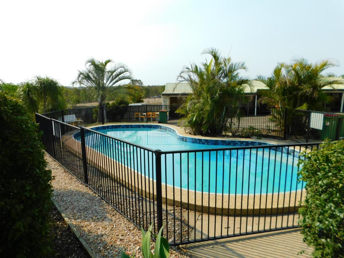 Hatton Vale Motel Exterior photo